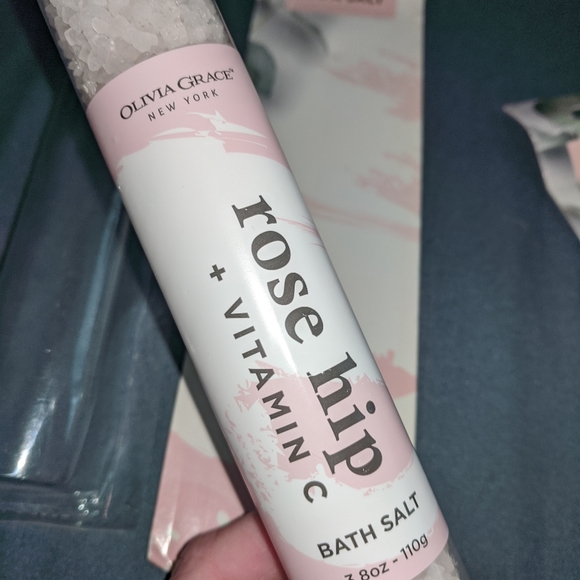 NEW Rose Hip Bath Salt Tubes (Set Of 2) - Picture 4 of 7